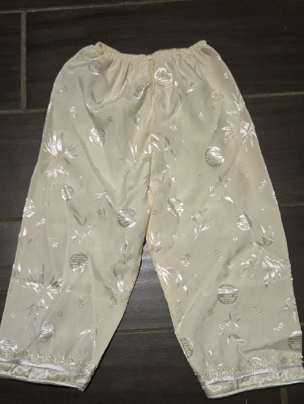Kids Asian Ivory 2 Pc Set Sz 3 NWOT - Picture 4 of 7